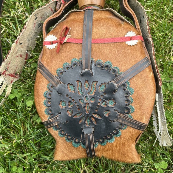 Vintage Hungarian Horsehair Fur & Leather Wooden Canteen Handmade Folk Art - Picture 8 of 8